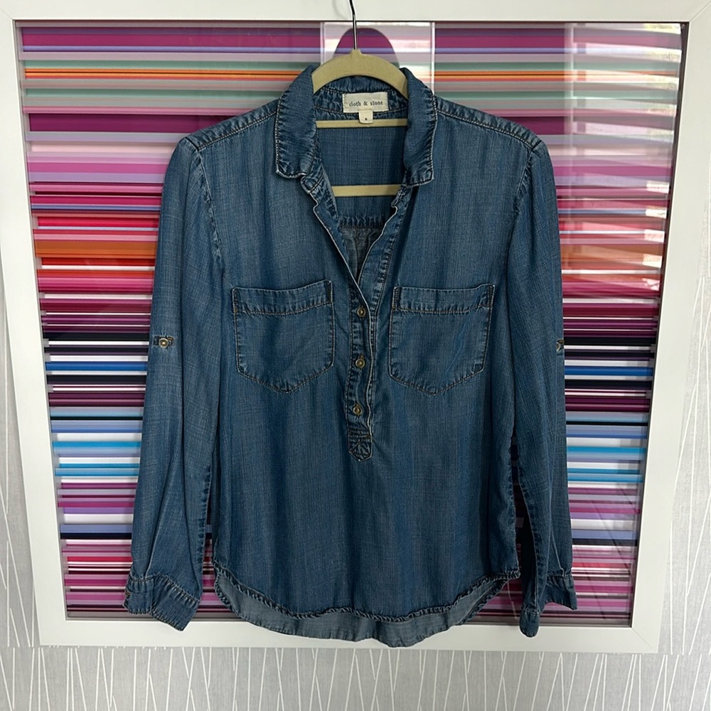 cloth + stone denim (tencel) popover collared shirt, size small.